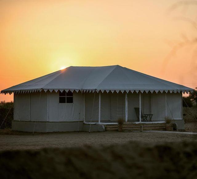 The Desert Royal Heritage Camp Jaisalmer Zewnętrze zdjęcie